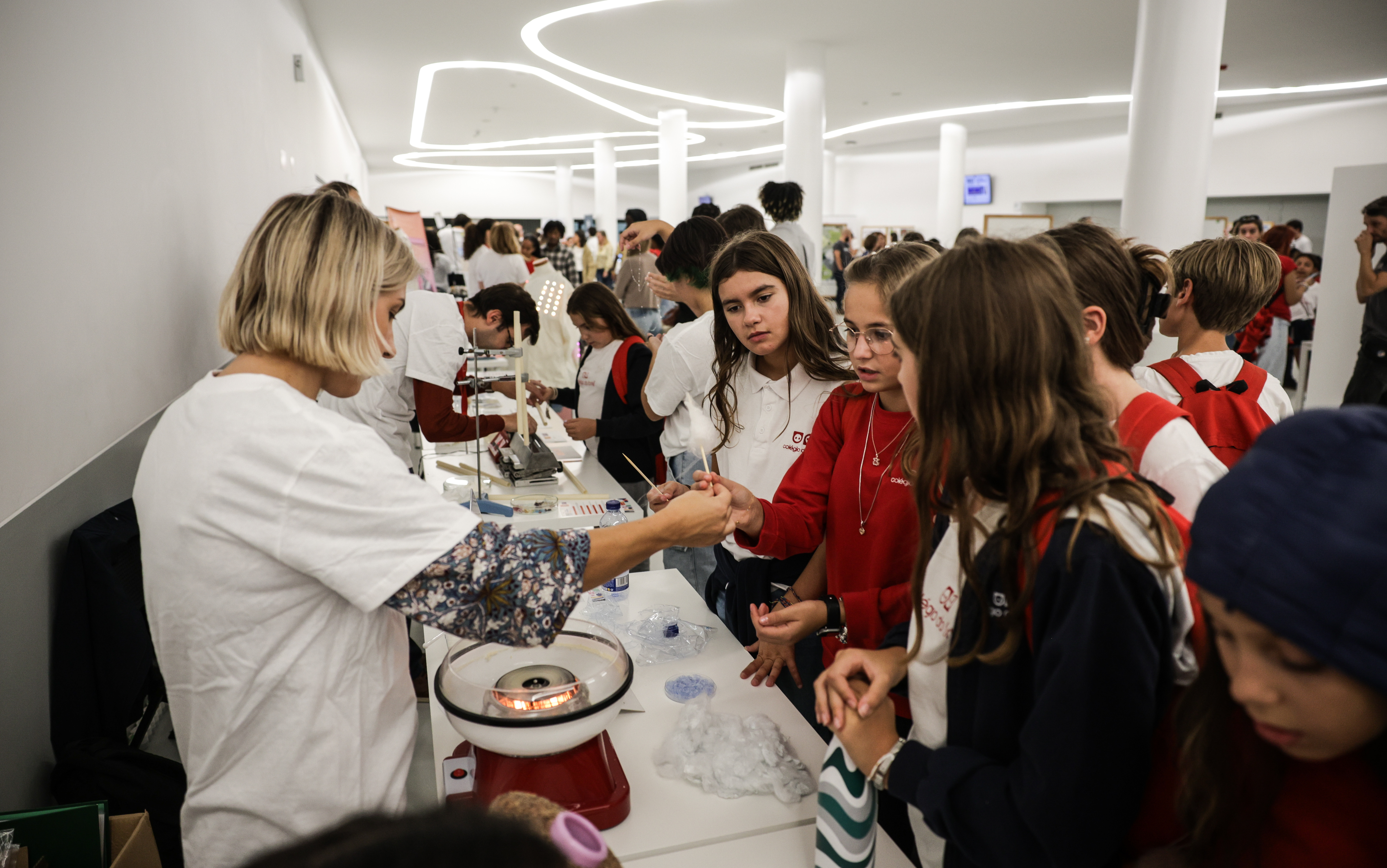 Thumbnail da galeria Noite dos Investigadores